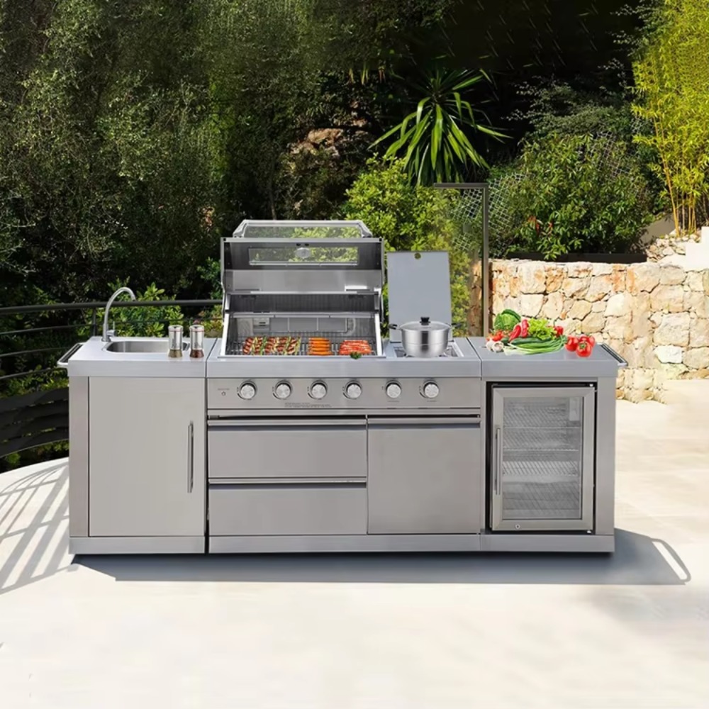Outdoor Furniture Ideas - Уличная кухня с навесом, устойчивая к